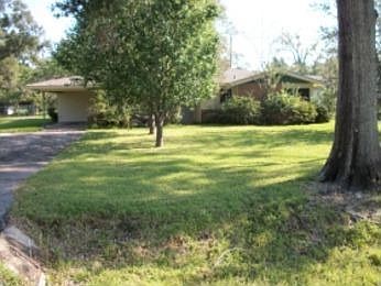 1st image of 421 Willow Ln