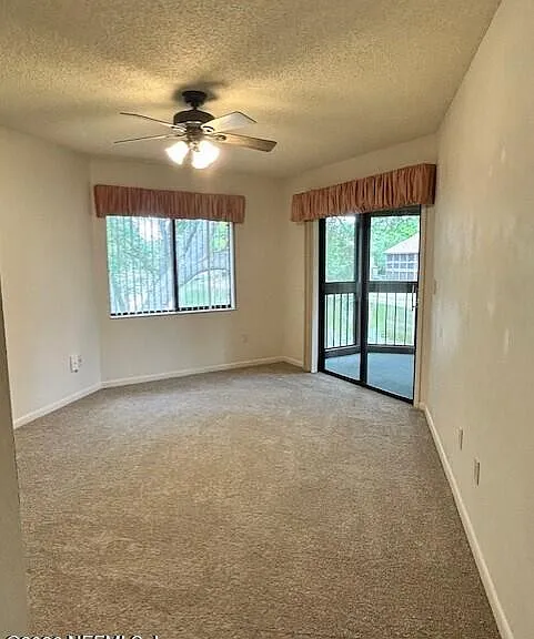 46 Hembury Ln — Photo 13