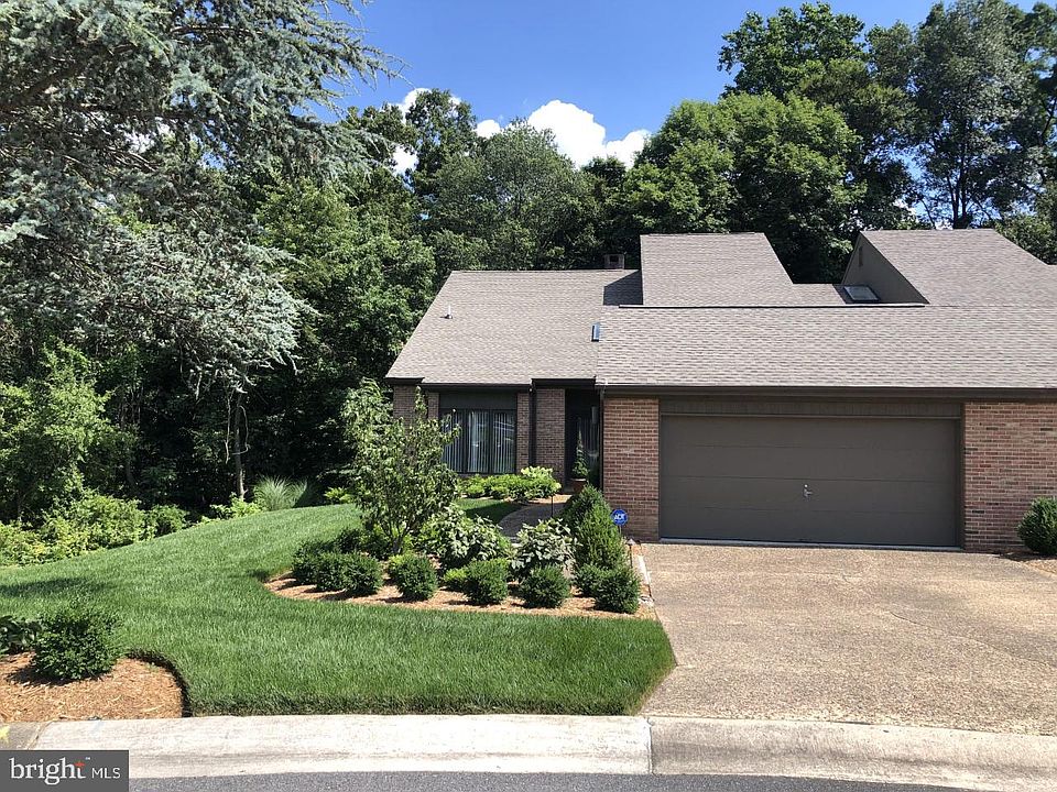 1st image of 9 Stabler Cir