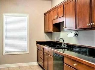 918 W Dixson St, Rogers, AR 72758