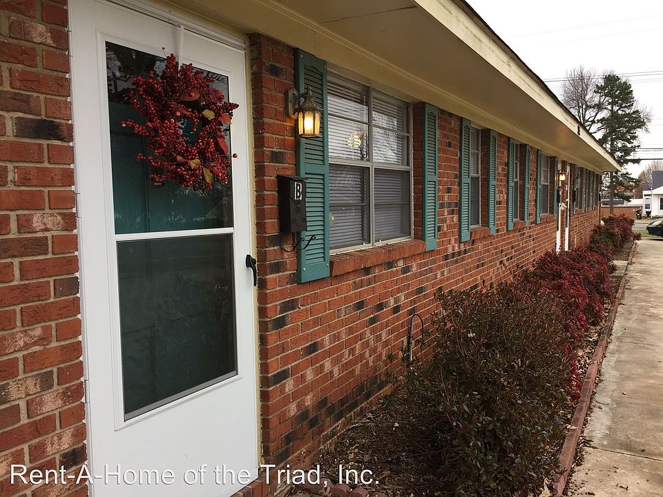 1st image of 815 Northridge St APT B