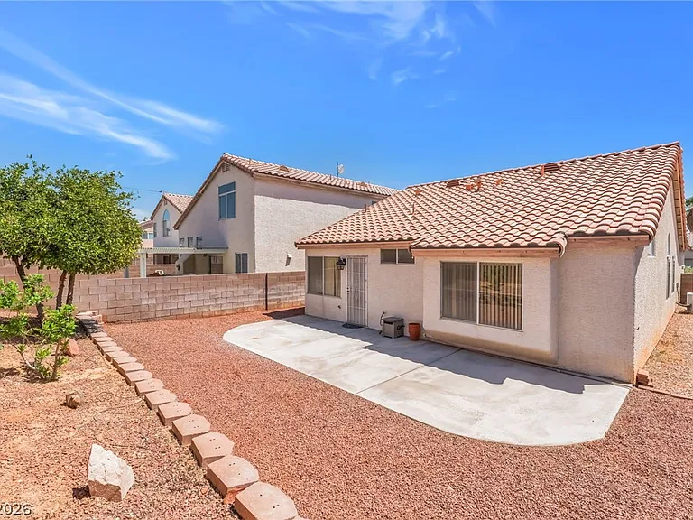 3523 Autumn Rain Ct — Photo 33