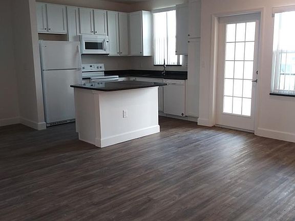 2nd image of 701 Cornerstone Dr
