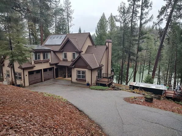 17841 Rollins View Dr, Grass Valley, CA 95945