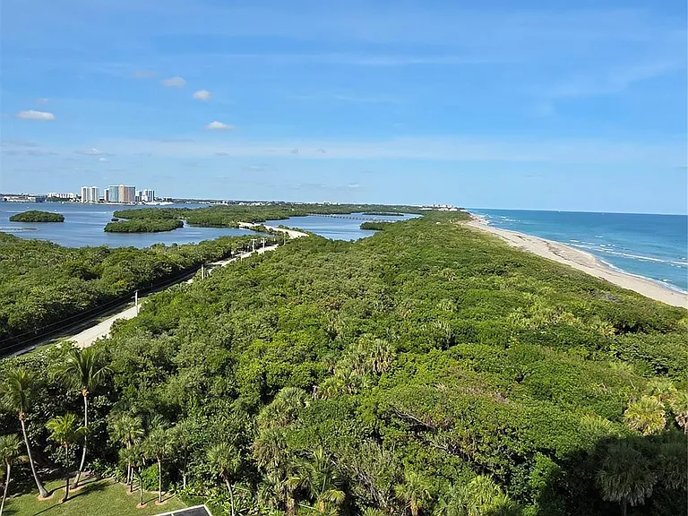 5550 N Ocean Dr — Photo 31