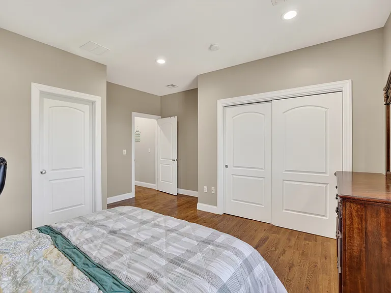 524 Harrison Ave #3 — Photo 18