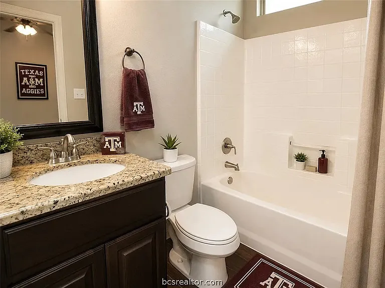 405A Ash St E #A — Photo 10