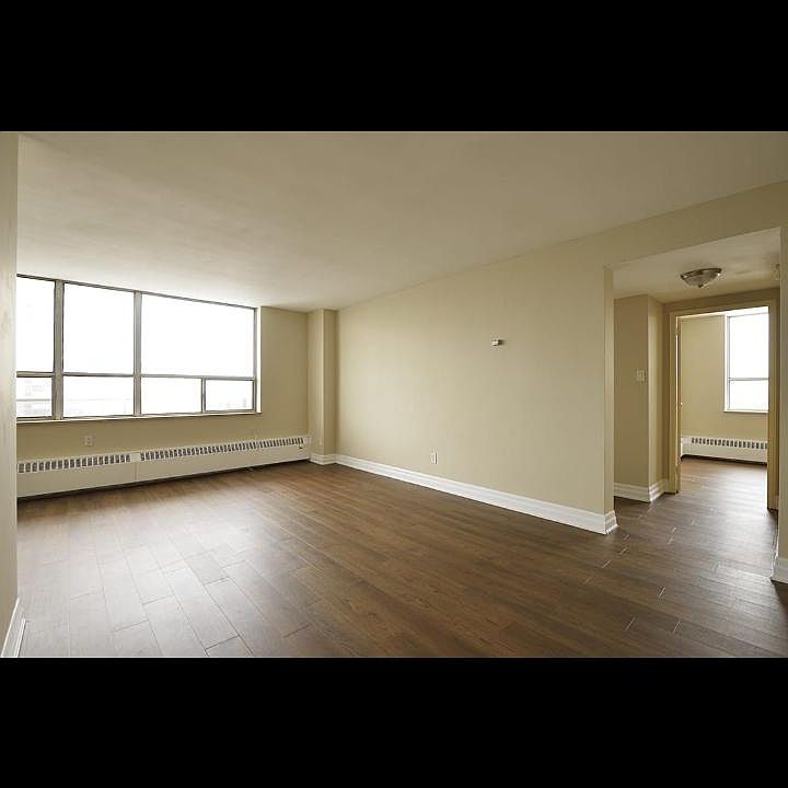 1st image of 756 Palisade Ave