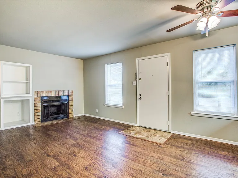 3825 Camelot St #A — Photo 25