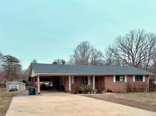 449 Avon St, Mocksville, NC 27028