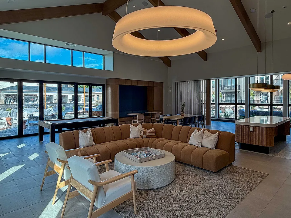 Slate Springdale Amenities