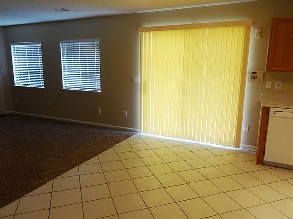 5th image of 21 Wheatfield Dr