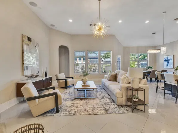 4618 Morning Cloud Ln, Sugar Land, TX 77479