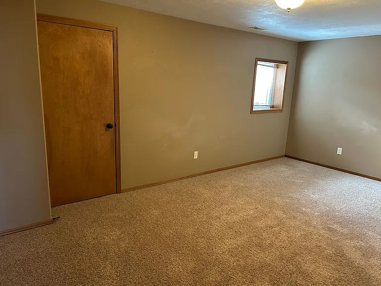 5706 W 58th St — Photo 20