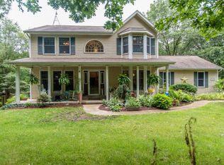 19165-11 Mile Rd, Battle Creek, MI 49014