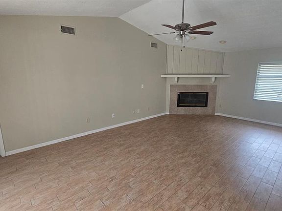 3rd image of 5461 OAKRIDGE DRIVE