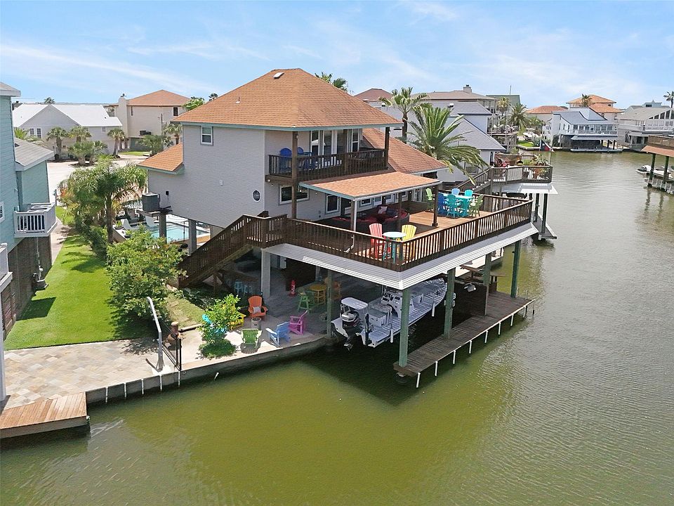 1st image of 207 Easterly Dr