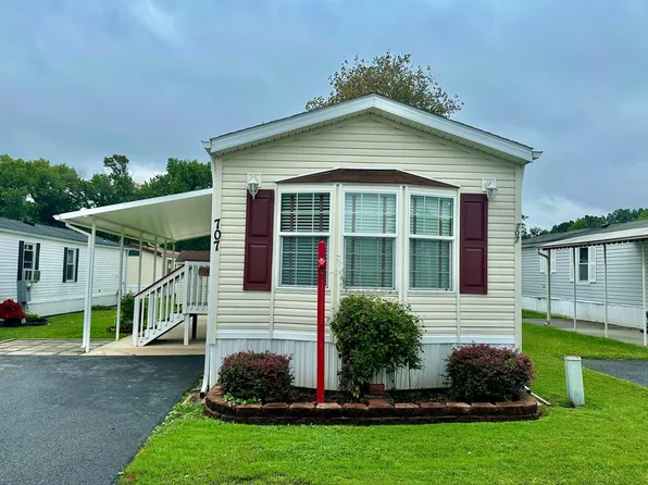 707 Gregwood Ct, Dundalk, MD 21222