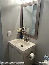 41997 Arrowhead Dr — Photo 9