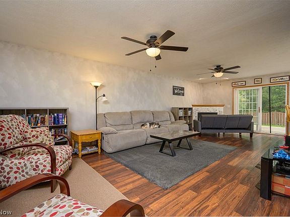 4th image of 6926 White Pine Dr