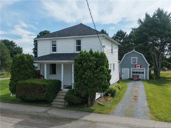52 Queen St, Sussex, NB E4E 2A9