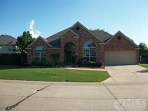 1st image of 8507 Falconet Cir