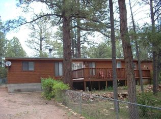 2150 Woods Dr, Overgaard, AZ 85933