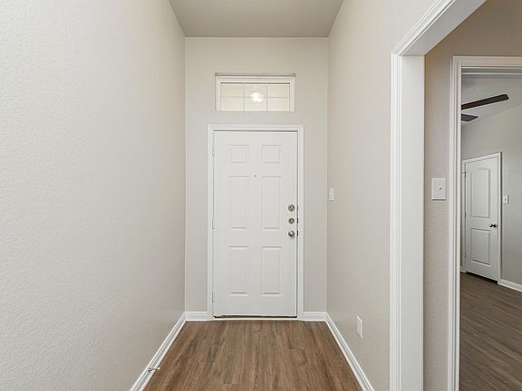 2nd image of 1804 Lummus Dr
