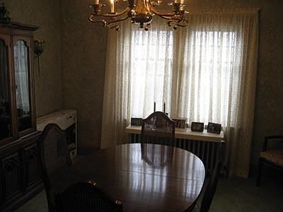 2nd image of 3581 West Blvd