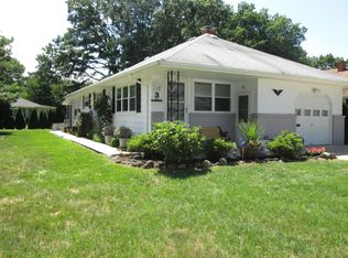 3 Mount Kilimanjaro Ln, Toms River, NJ
