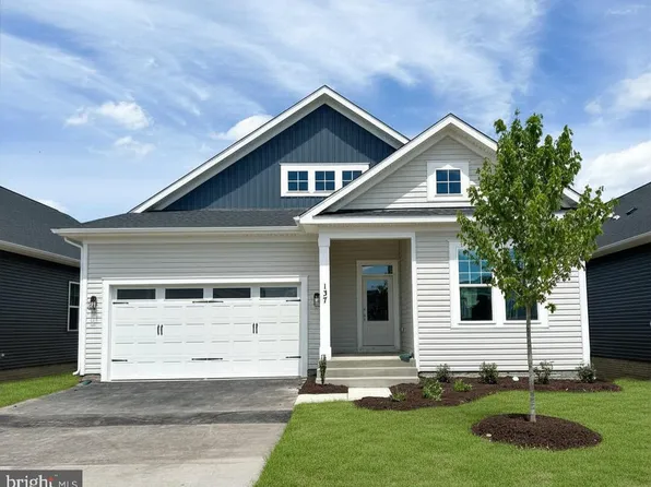 137 Oleander Ct, Winchester, VA 22603
