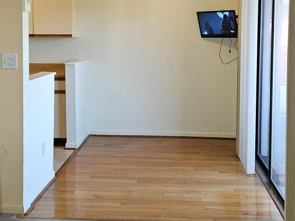 6431 Richmond Hwy APT 301, Alexandria, VA 22306