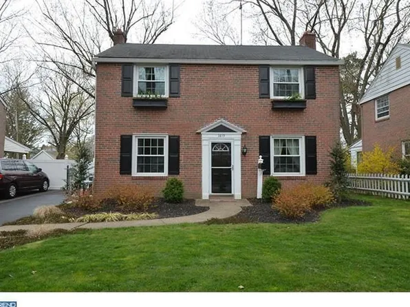 1413 W Wynnewood Rd, Ardmore, PA 19003