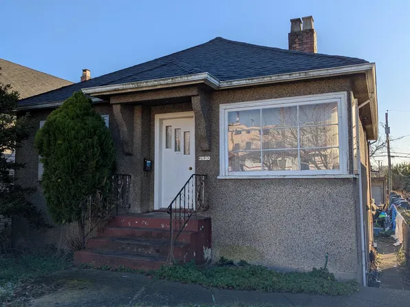 2520 E Pender St, Vancouver, BC V5K 2B5
