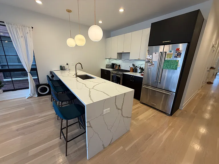 1238 N Bosworth Ave #201 — Photo 7