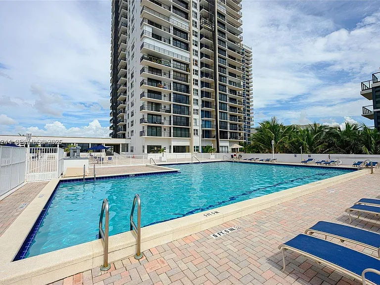 2201 S Ocean Dr #2202 — Photo 19