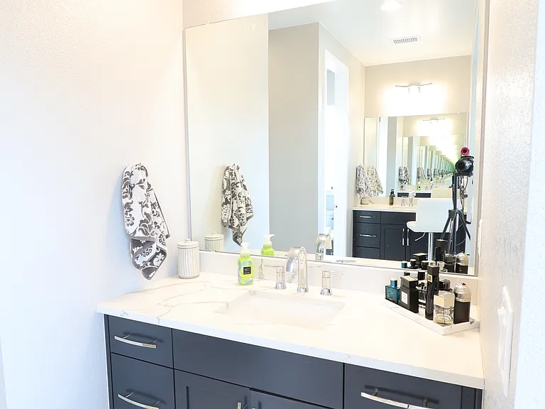 1512 Stablecross Dr — Photo 46