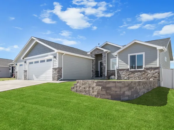 1202 Phipps Ave, Cheyenne, WY 82001