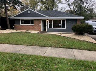 271 Blackhawk Dr, Park Forest, IL
