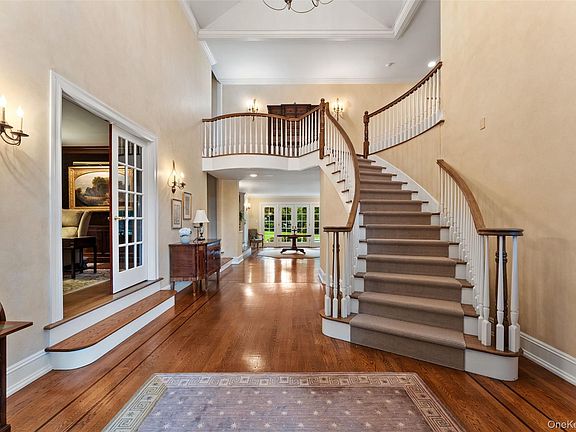 4th image of 15 Sheldrake Road