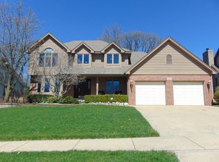 411 Rivers Edge Dr, Minooka, IL 60447