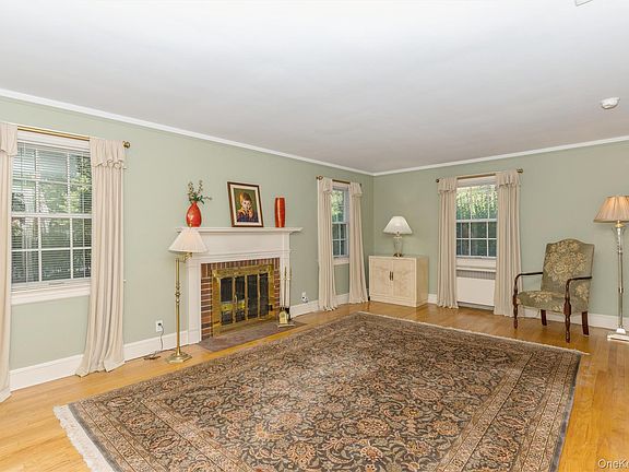 2nd image of 8 Orchid Street