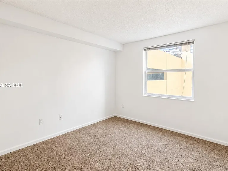17150 N Bay Rd #2602 — Photo 9
