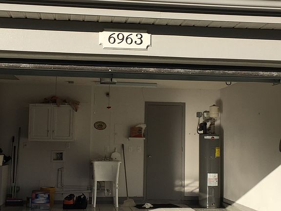 2nd image of 6963 Willow Ct