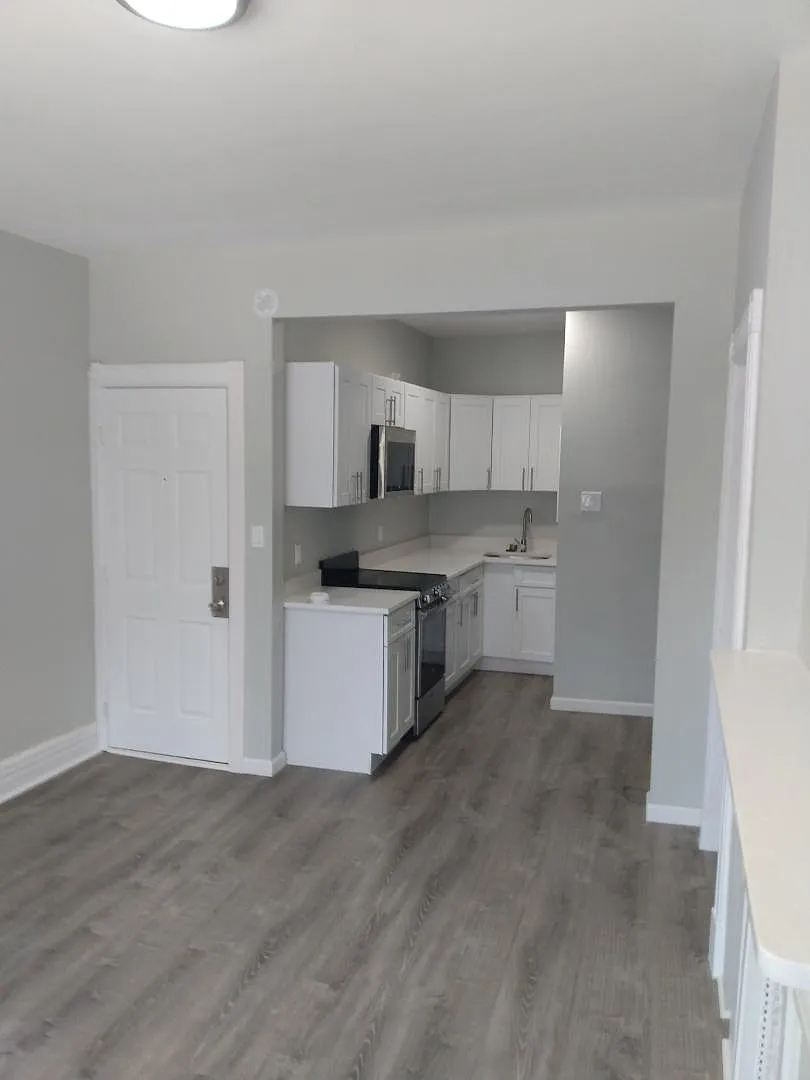 7 Elberon Pl - 2F — Photo 1