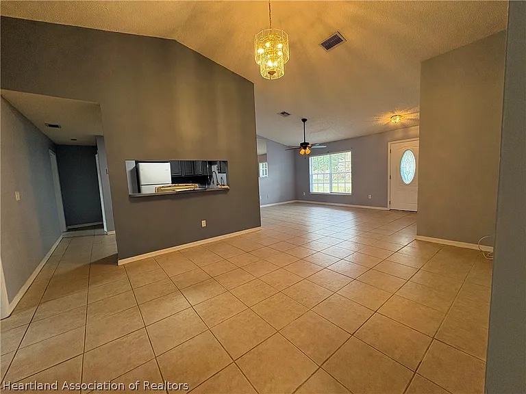3928 Mendoza Ave — Photo 14