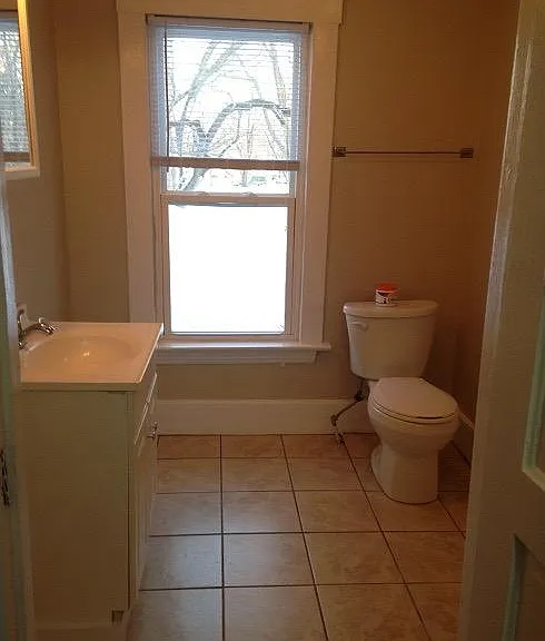 1028 N Lawrence St — Photo 18