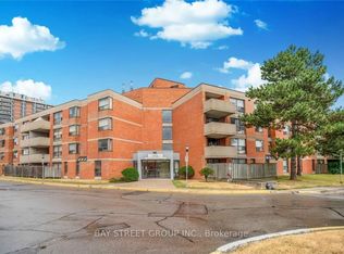 1705 McCowan Rd #203, Toronto, ON M1S4L2