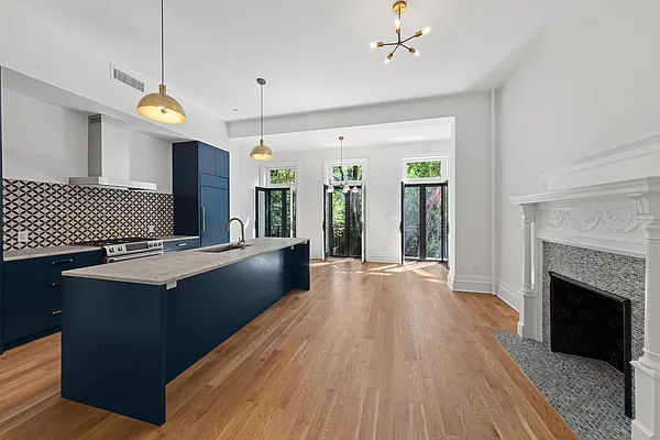 Sold by Douglas Elliman | media 7