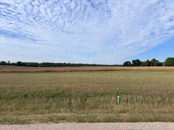 12 Chainview Ct NW, Alexandria, MN 56308